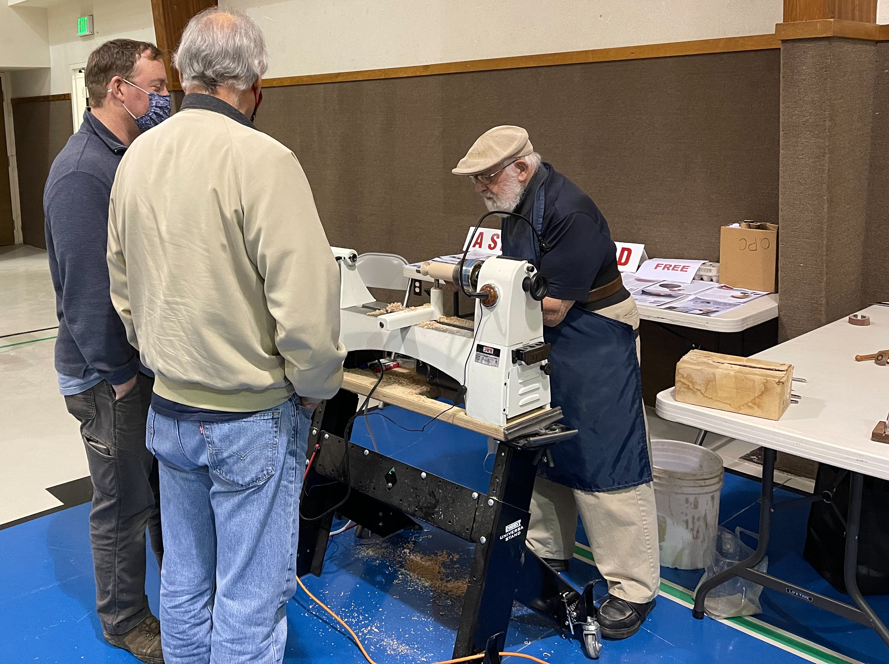 John Elliot teaching techniques on wood turning.